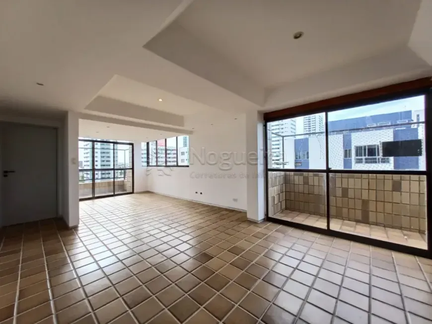 Foto 1 de Apartamento com 3 Quartos à venda, 162m² em Candeias, Jaboatão dos Guararapes