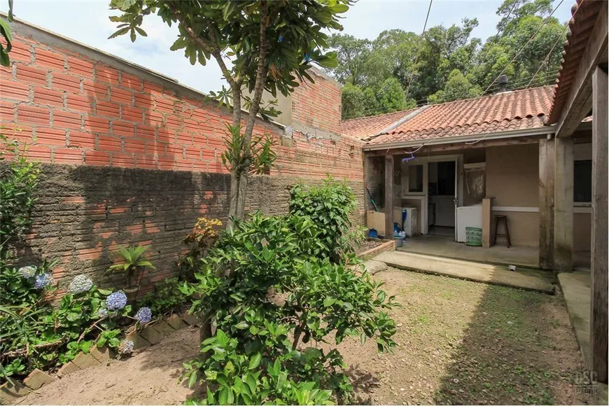 Foto 1 de Casa de Condomínio com 2 Quartos à venda, 47m² em Hípica, Porto Alegre