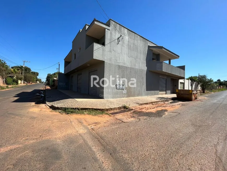 Foto 1 de Apartamento com 2 Quartos para alugar, 60m² em Morada Nova, Uberlândia