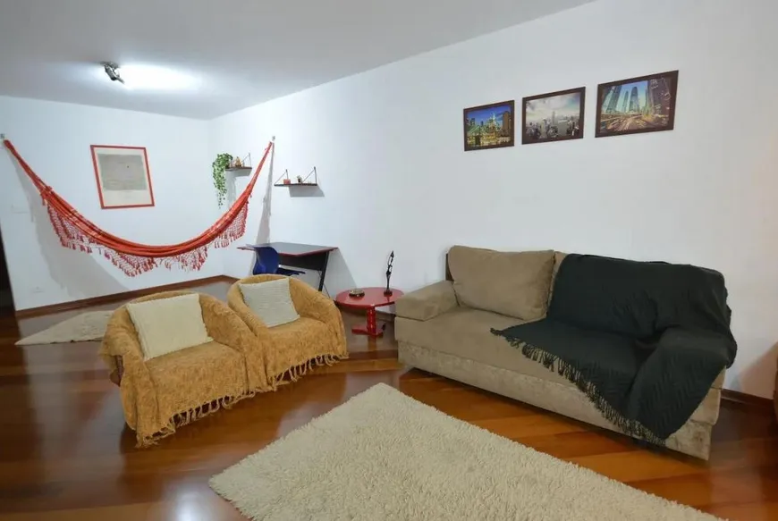 Foto 1 de Apartamento com 3 Quartos à venda, 190m² em Cerqueira César, São Paulo