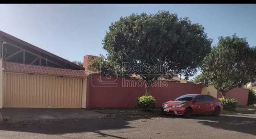 Foto 1 de Casa com 3 Quartos à venda, 292m² em Vila Harmonia, Araraquara