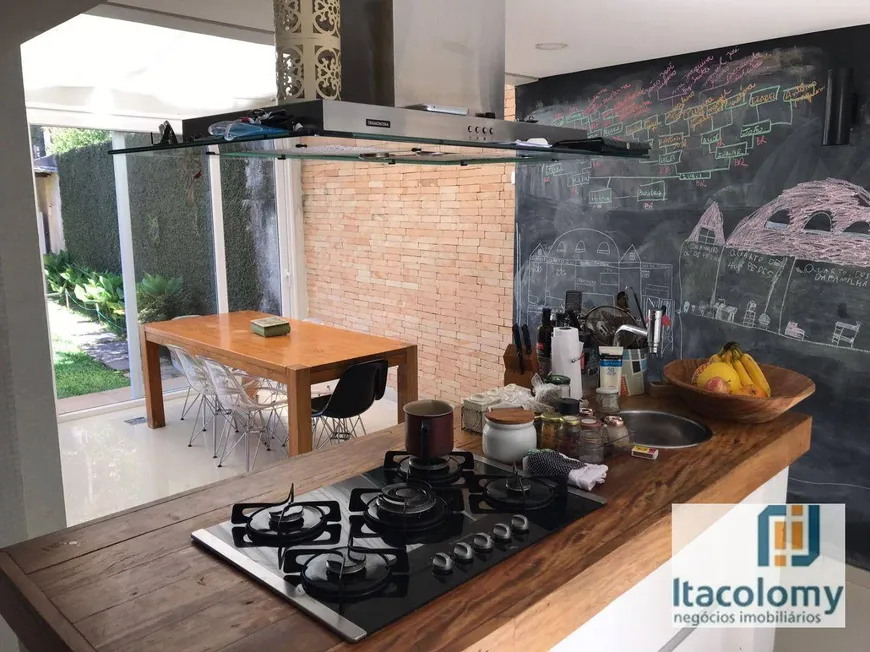 Foto 1 de Casa de Condomínio com 4 Quartos à venda, 219m² em Jardim Bolivia, Jandira