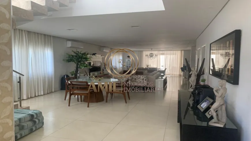 Foto 1 de Sobrado com 6 Quartos à venda, 406m² em Pontal de Santa Marina, Caraguatatuba