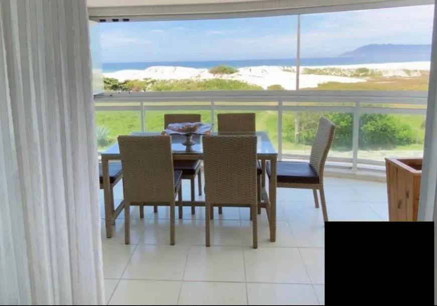 Foto 1 de Apartamento com 4 Quartos à venda, 180m² em Braga, Cabo Frio