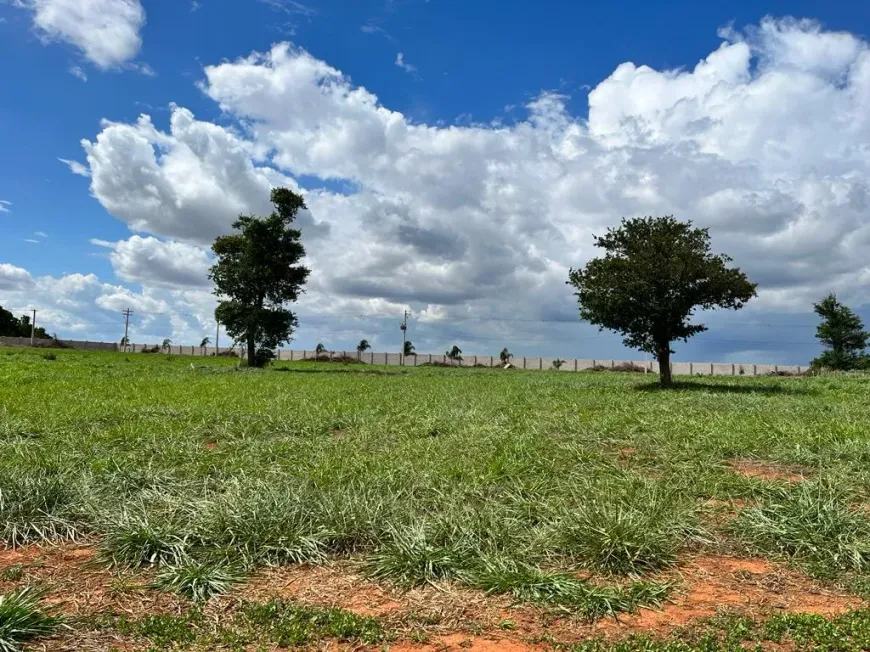 Foto 1 de Lote/Terreno à venda, 1251m² em Zona Rural, Trindade