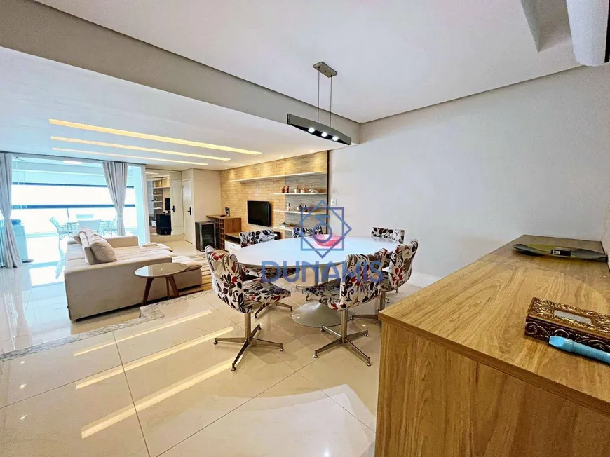 Foto 1 de Apartamento com 3 Quartos para alugar, 170m² em Praia das Pitangueiras, Guarujá