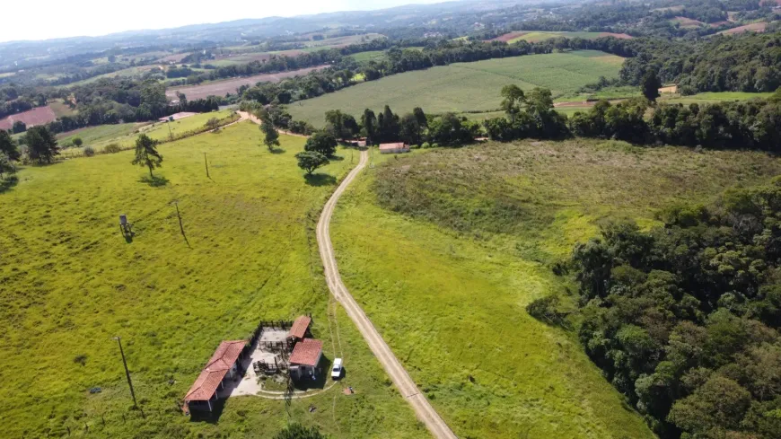 Foto 1 de Lote/Terreno à venda, 500m² em Verava, Ibiúna