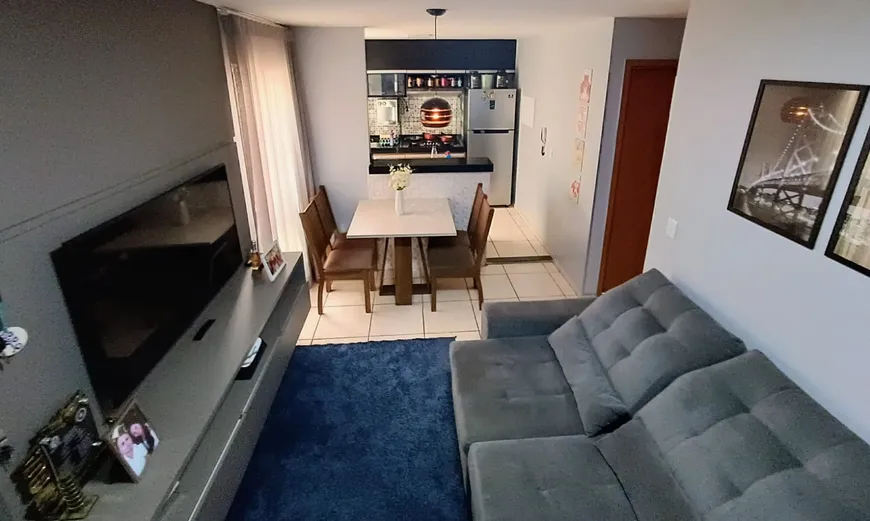 Foto 1 de Apartamento com 2 Quartos à venda, 48m² em Parque Balneário, Goiânia