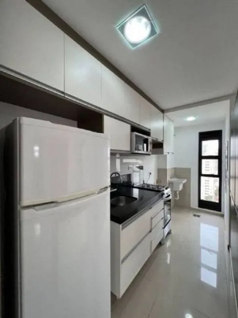 Foto 1 de Apartamento com 1 Quarto à venda, 43m² em Centro, Londrina