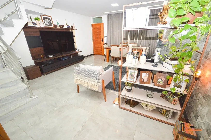 Foto 1 de Casa com 3 Quartos à venda, 121m² em Santa Mônica, Belo Horizonte