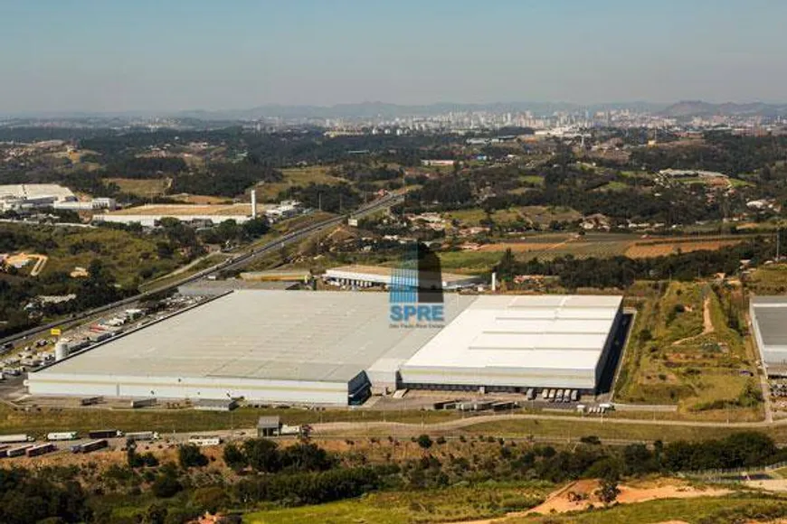 Foto 1 de Galpão/Depósito/Armazém para alugar, 21474m² em Santo Antonio, Louveira