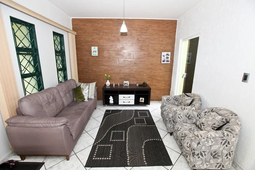 Foto 1 de Casa com 3 Quartos à venda, 170m² em Jardim Humaita, Taubaté