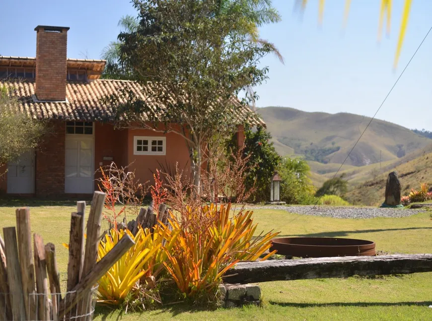 Foto 1 de Fazenda/Sítio com 3 Quartos à venda, 860000m² em Barao do Retiro, Juiz de Fora