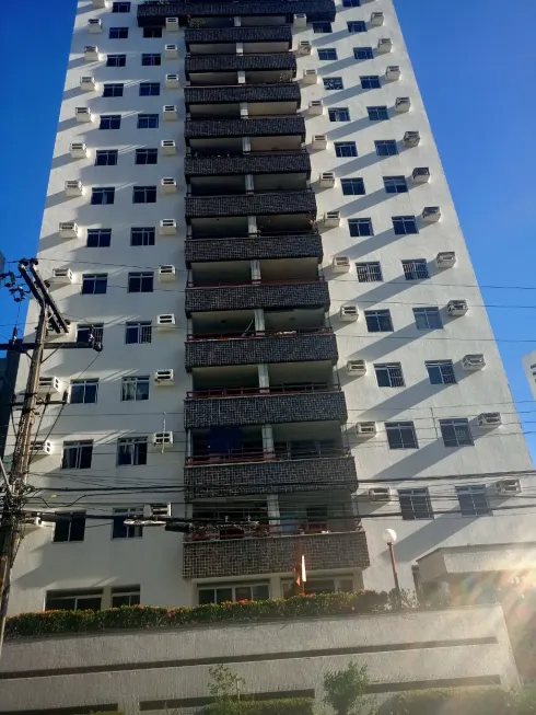 Foto 1 de Apartamento com 4 Quartos à venda, 123m² em Graças, Recife