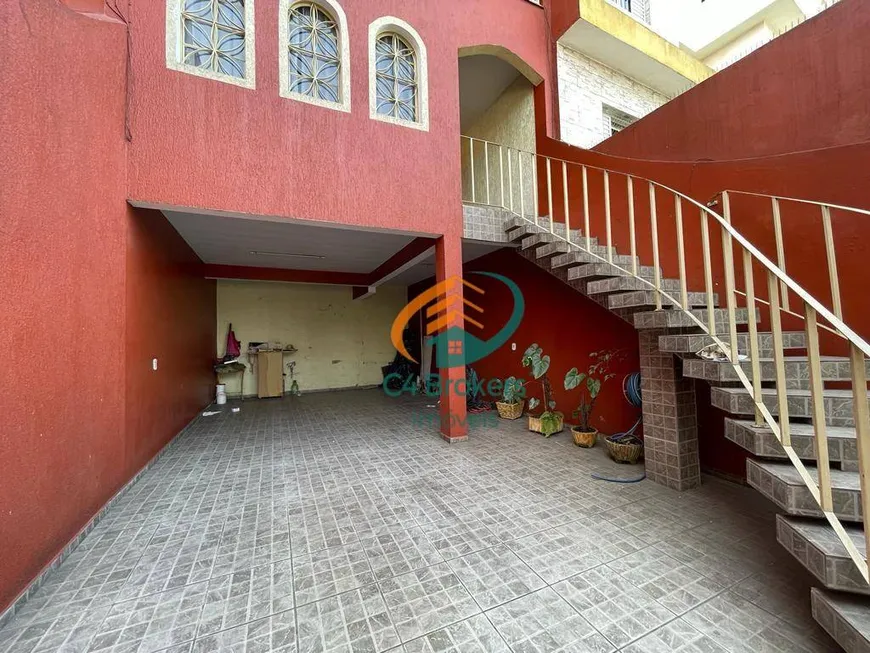 Foto 1 de Sobrado com 3 Quartos à venda, 160m² em Jardim Rosa de Franca, Guarulhos