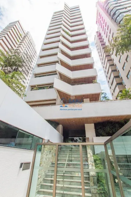 Foto 1 de Apartamento com 3 Quartos à venda, 190m² em Aclimação, São Paulo