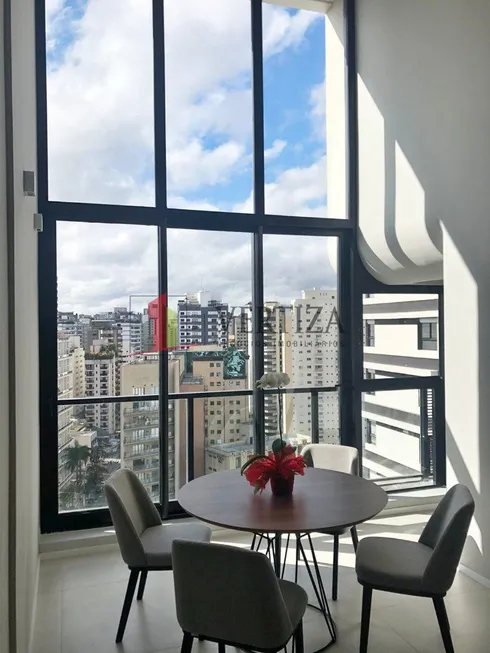Foto 1 de Apartamento com 2 Quartos para alugar, 105m² em Vila Olímpia, São Paulo