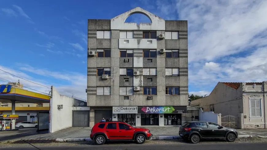 Foto 1 de Apartamento com 3 Quartos à venda, 99m² em Centro, Pelotas