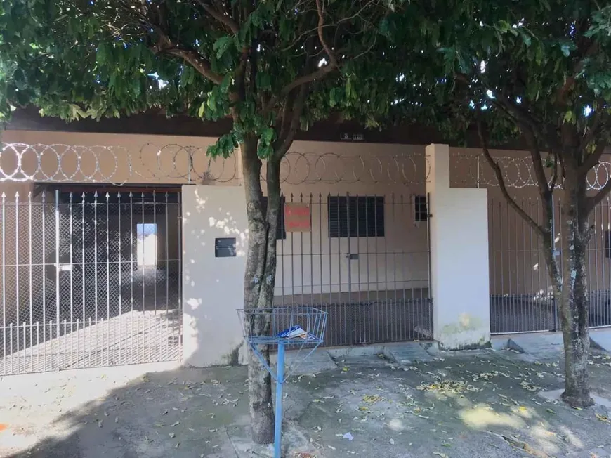 Foto 1 de Casa com 3 Quartos à venda, 110m² em Núcleo Residencial Presidente Geisel, Bauru