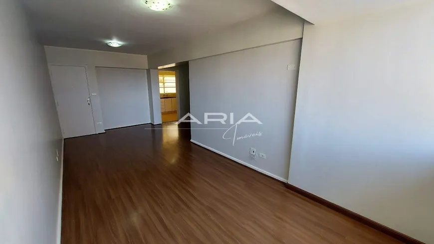 Foto 1 de Apartamento com 2 Quartos para alugar, 109m² em Centro, Londrina