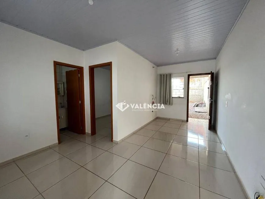 Foto 1 de Casa com 1 Quarto para alugar, 40m² em Interlagos, Cascavel