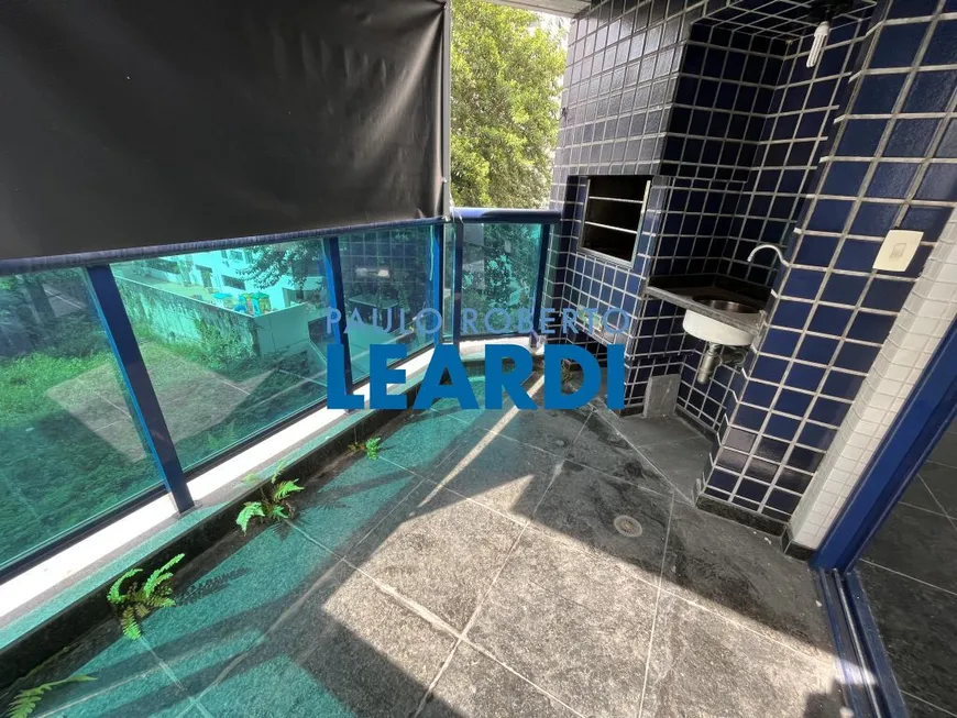 Foto 1 de Apartamento com 3 Quartos à venda, 120m² em Barra Funda, Guarujá