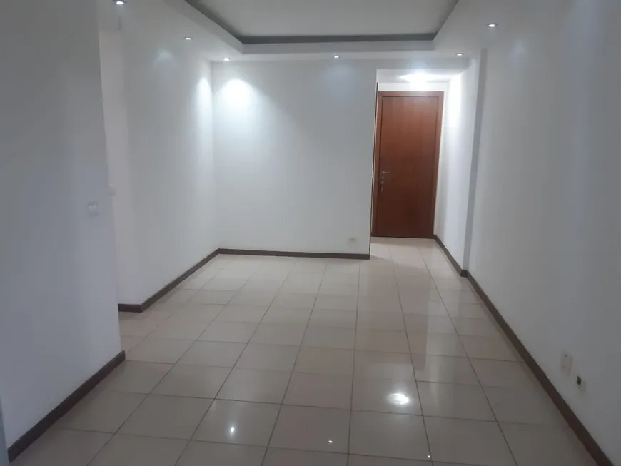 Foto 1 de Apartamento com 4 Quartos à venda, 101m² em Barra da Tijuca, Rio de Janeiro