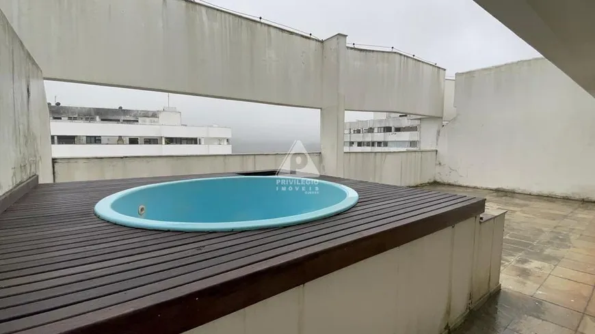 Foto 1 de Cobertura com 2 Quartos à venda, 105m² em Barra da Tijuca, Rio de Janeiro