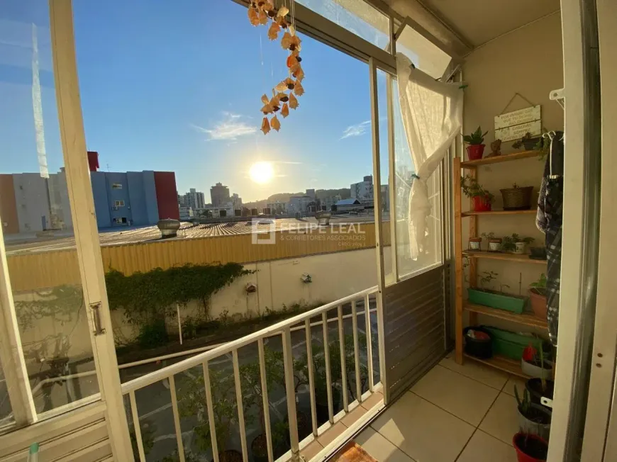 Foto 1 de Apartamento com 3 Quartos à venda, 90m² em Kobrasol, São José