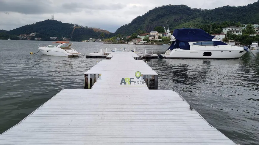 Foto 1 de Casa de Condomínio com 4 Quartos à venda, 250m² em Praia da Ribeira Cunhambebe, Angra dos Reis