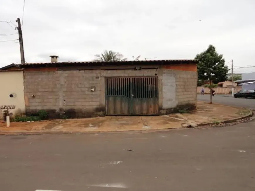 Foto 1 de Casa com 2 Quartos à venda, 132m² em Presidente Dutra, Ribeirão Preto