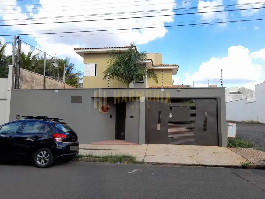 Foto 1 de Casa com 3 Quartos à venda, 480m² em Vila Harmonia, Araraquara