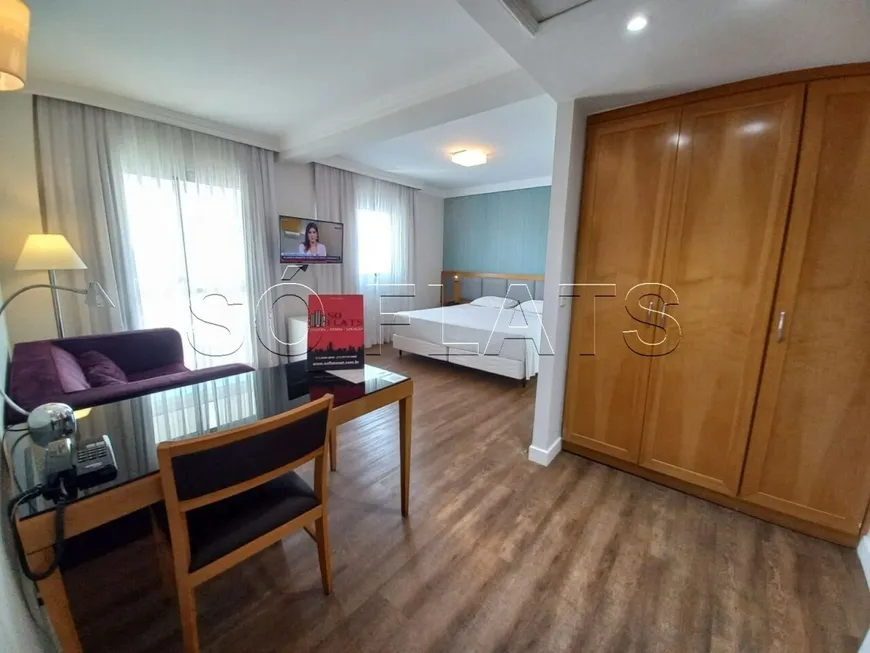 Foto 1 de Apartamento com 1 Quarto para alugar, 33m² em Vila Madalena, São Paulo