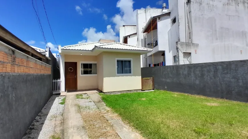 Foto 1 de Casa com 3 Quartos à venda, 70m² em São João do Rio Vermelho, Florianópolis