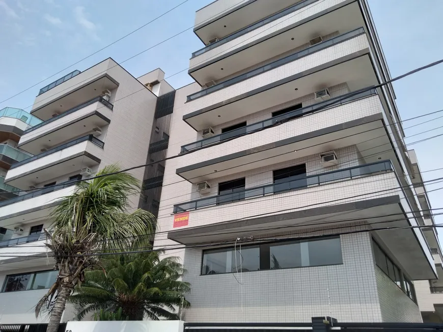 Foto 1 de Apartamento com 3 Quartos à venda, 164m² em Algodoal, Cabo Frio