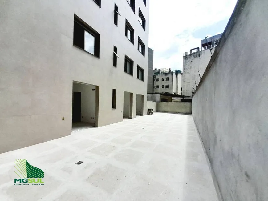 Foto 1 de Apartamento com 4 Quartos à venda, 244m² em Cruzeiro, Belo Horizonte