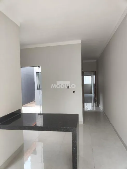 Foto 1 de Casa com 2 Quartos à venda, 125m² em Alto Umuarama, Uberlândia