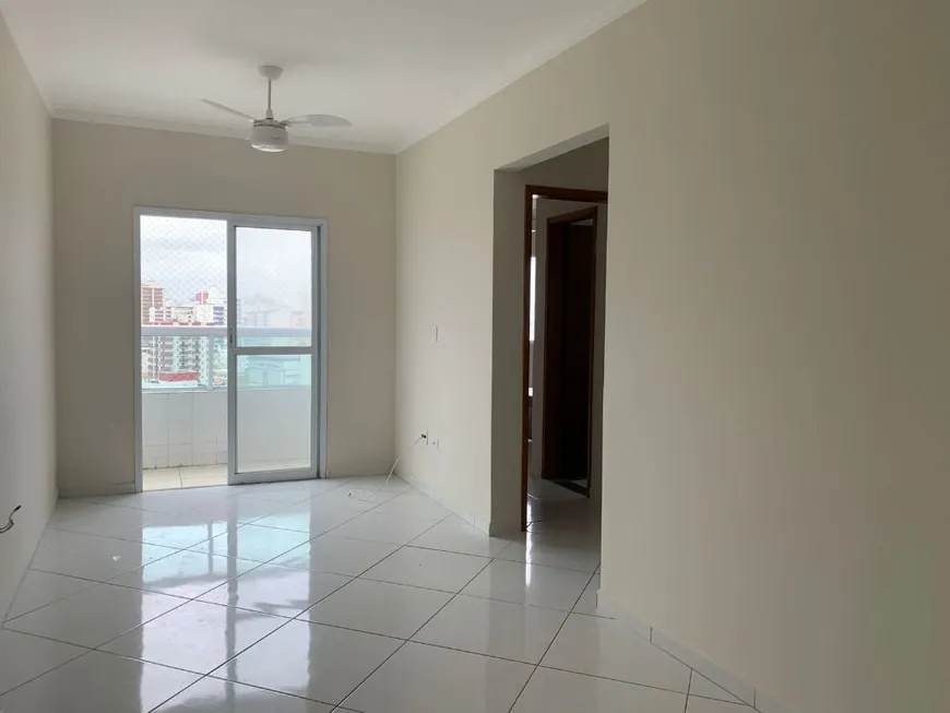 Foto 1 de Apartamento com 2 Quartos à venda, 65m² em Mirim, Praia Grande