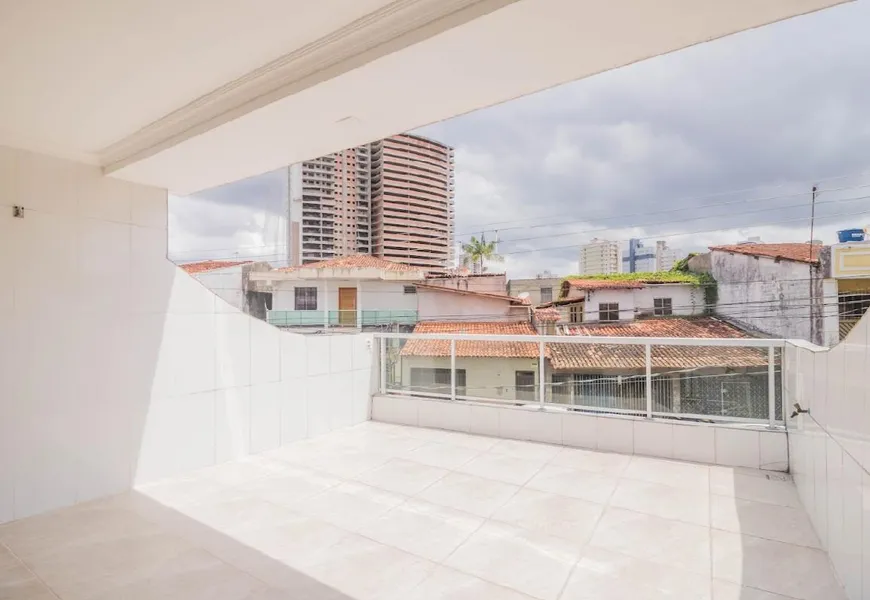 Foto 1 de Casa com 4 Quartos à venda, 144m² em Nazaré, Belém