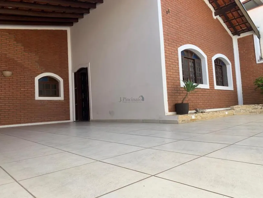 Foto 1 de Casa com 3 Quartos à venda, 200m² em Recanto Parrilo, Jundiaí