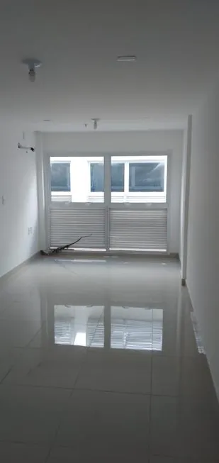 Foto 1 de Sala Comercial para venda ou aluguel, 29m² em Campo Grande, Rio de Janeiro