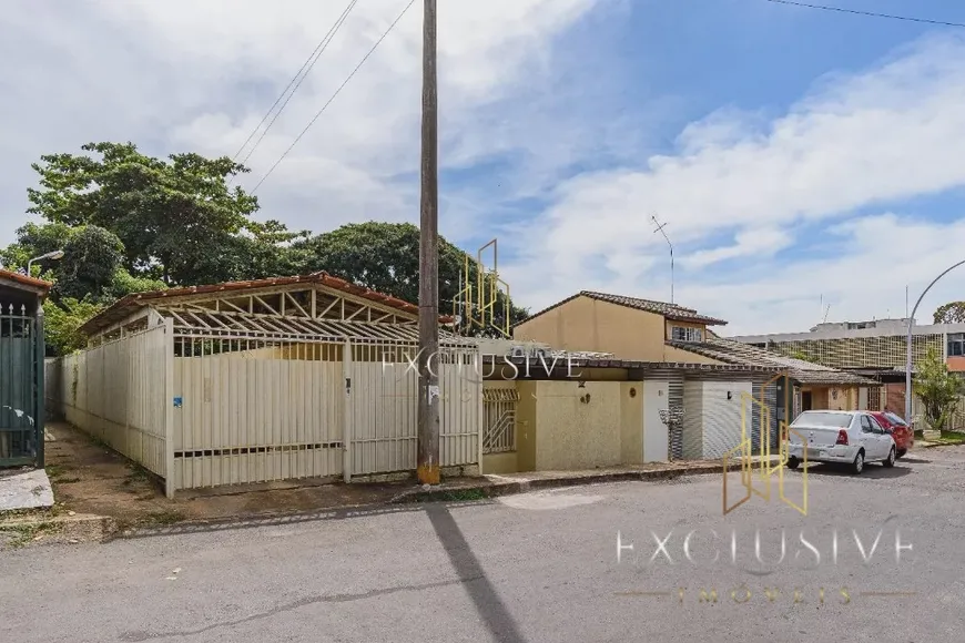 Foto 1 de Casa com 4 Quartos à venda, 158m² em Asa Norte, Brasília