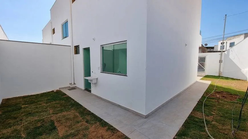 Foto 1 de Casa com 2 Quartos à venda, 162m² em Serra Dourada, Vespasiano