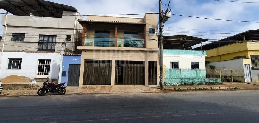 Foto 1 de Casa com 1 Quarto à venda, 10m² em Fabricas, São João Del Rei