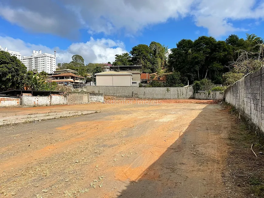 Foto 1 de Lote/Terreno à venda em Grama, Juiz de Fora