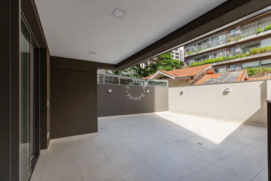 Foto 1 de Apartamento com 2 Quartos à venda, 117m² em Vila Nova Conceição, São Paulo
