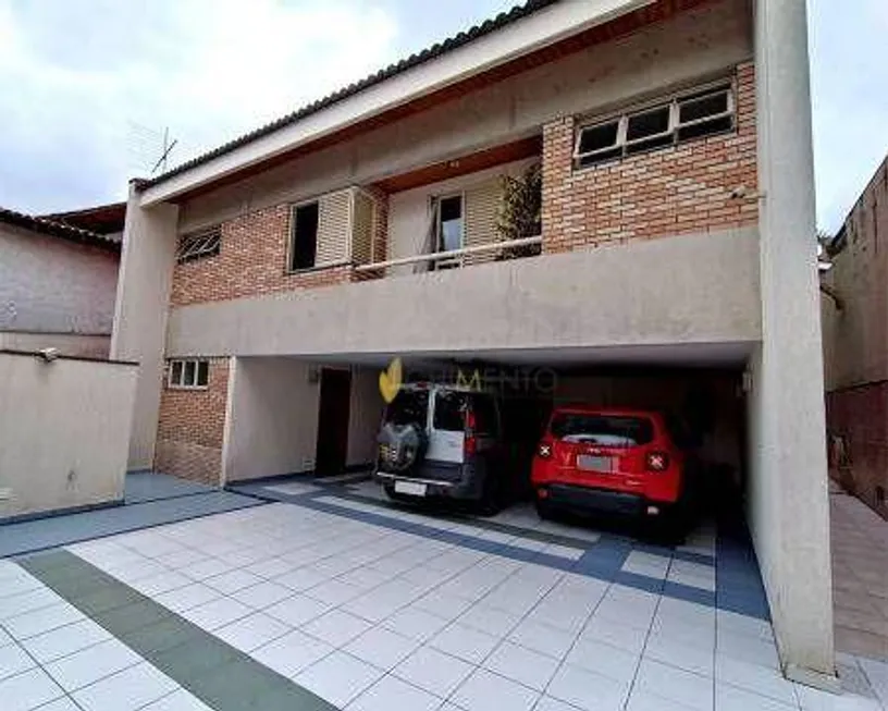 Foto 1 de Casa com 3 Quartos à venda, 349m² em Jardim São Caetano, São Caetano do Sul