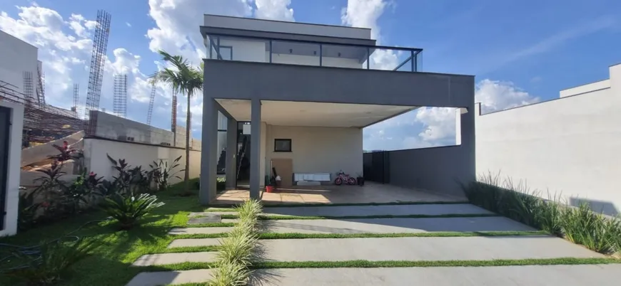 Foto 1 de Casa com 3 Quartos à venda, 150m² em Cezar de Souza, Mogi das Cruzes