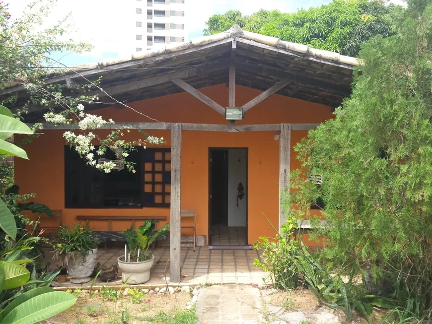 Foto 1 de Casa com 3 Quartos à venda, 69m² em Ponta Negra, Natal
