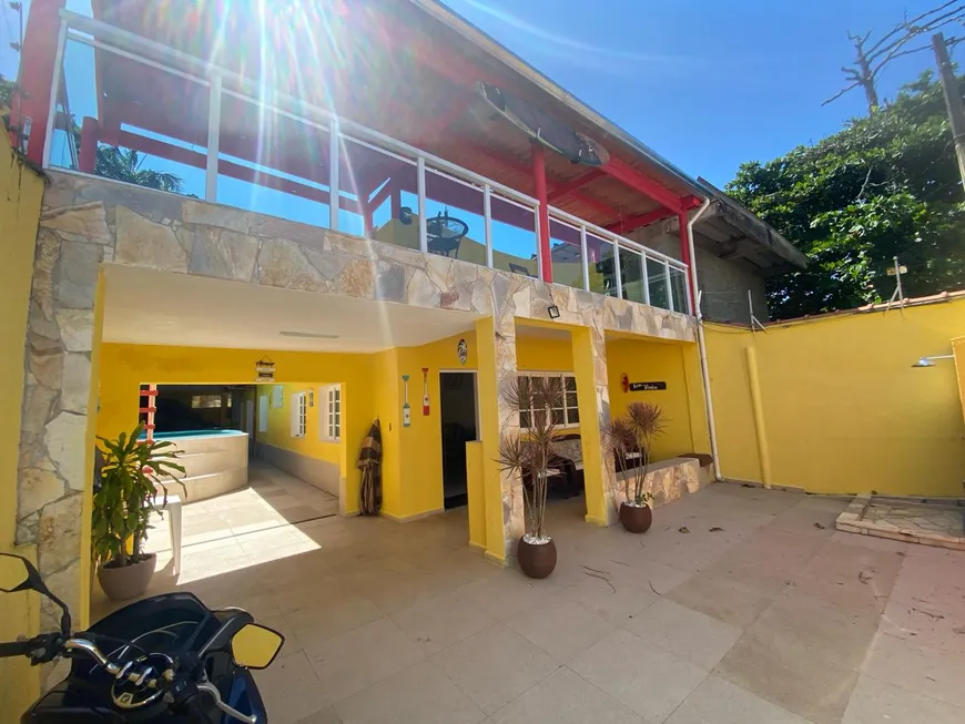 Foto 1 de Casa com 6 Quartos à venda, 400m² em Recanto dos Pescadores, Itanhaém